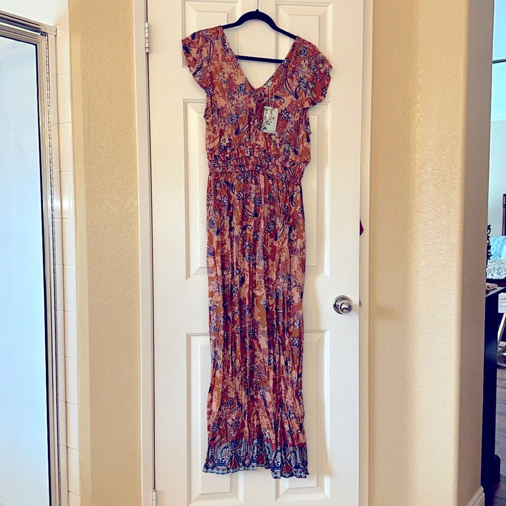 NWT Xl floral maxi dress by Nostalgia Clothing